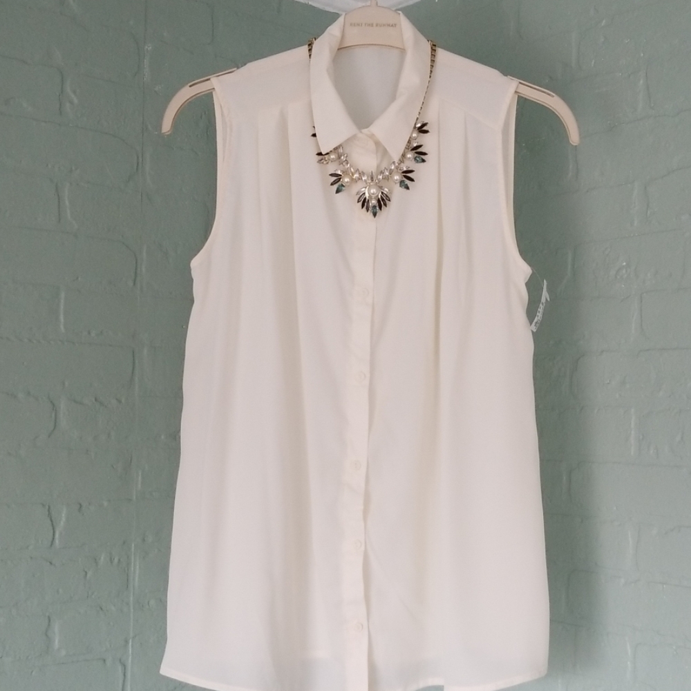 Sleeveless Button  down Shirt